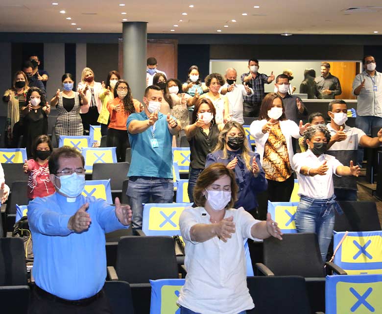 Palestrante Daniel Bizon hipnotizou o público do Brasília Empreendedora SEBRAE